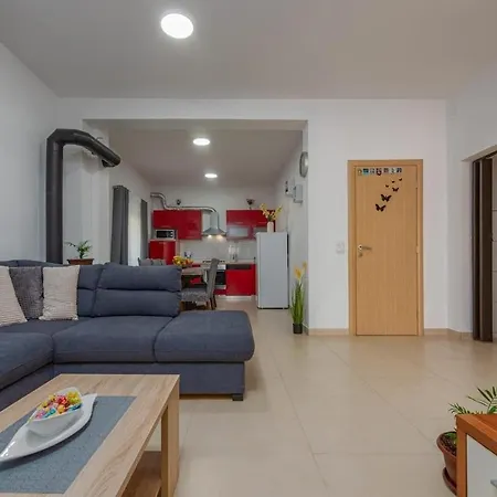 Vila Mate Banjevci